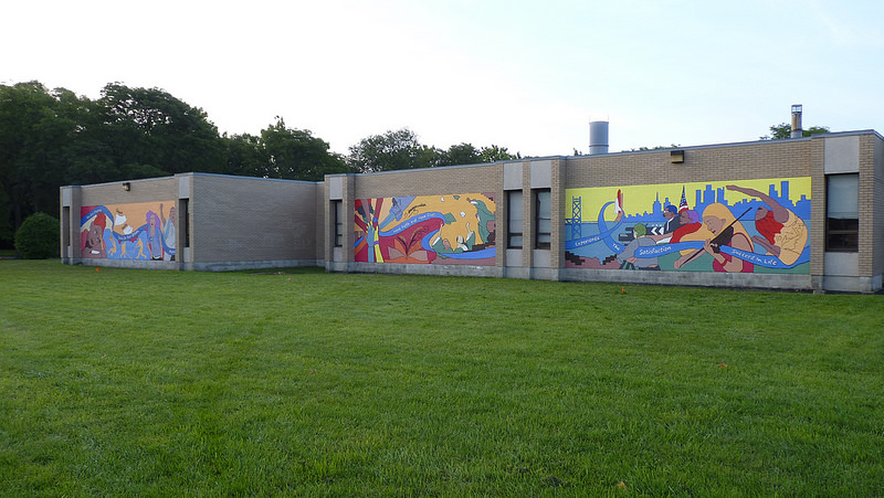 Life_Remodeled-New_Mural_At_Henderson_Middle_School