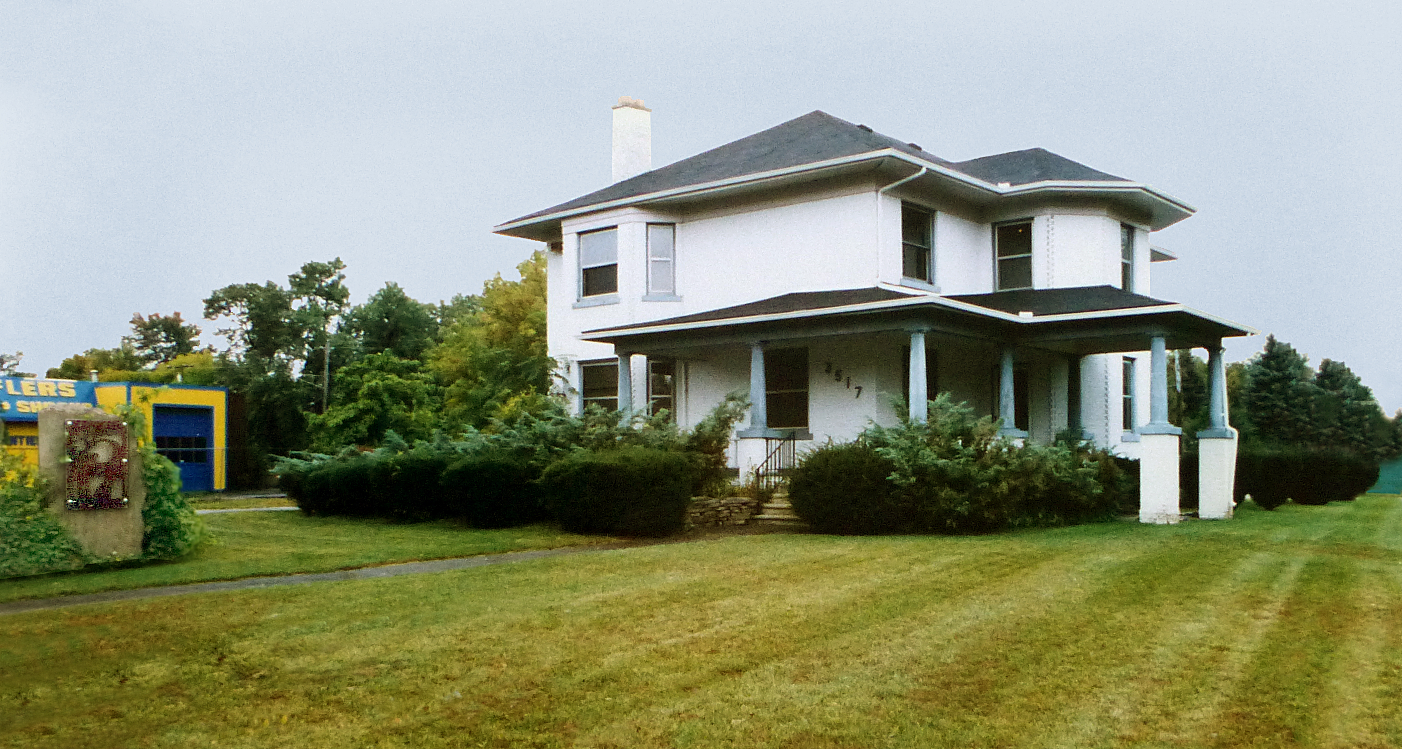 &quot;3517&quot; (Visible, Inc.) Building Exterior (August 1993