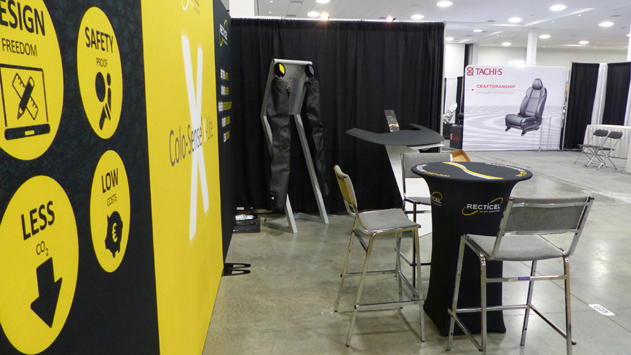 Recticel_Booth-Setup_At_Expo_Center-4