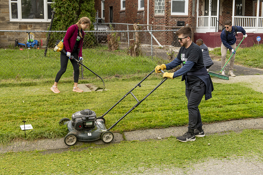 Life Remodeled-2023 Six-Day Project-Mowing Lawns